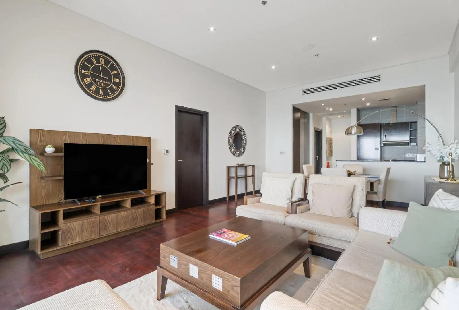 Apartment Seaside Elegance 1Bdr Stay In Royal Amwaj Dubai